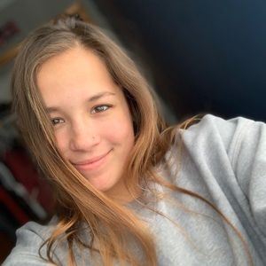 Meet your Posher, Abby